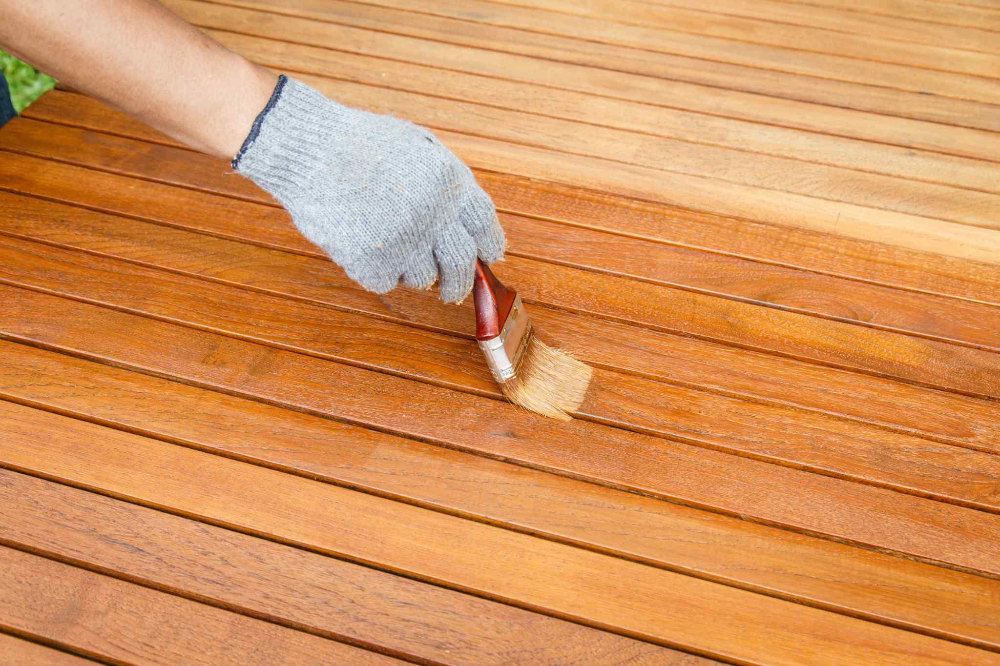 wood-deck-staining-service